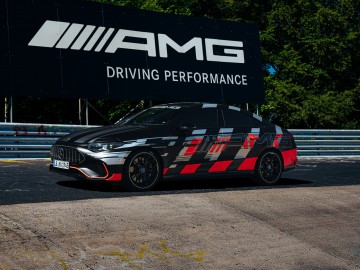 Mercedes-AMG CLA 45 szybszy od BMW M2